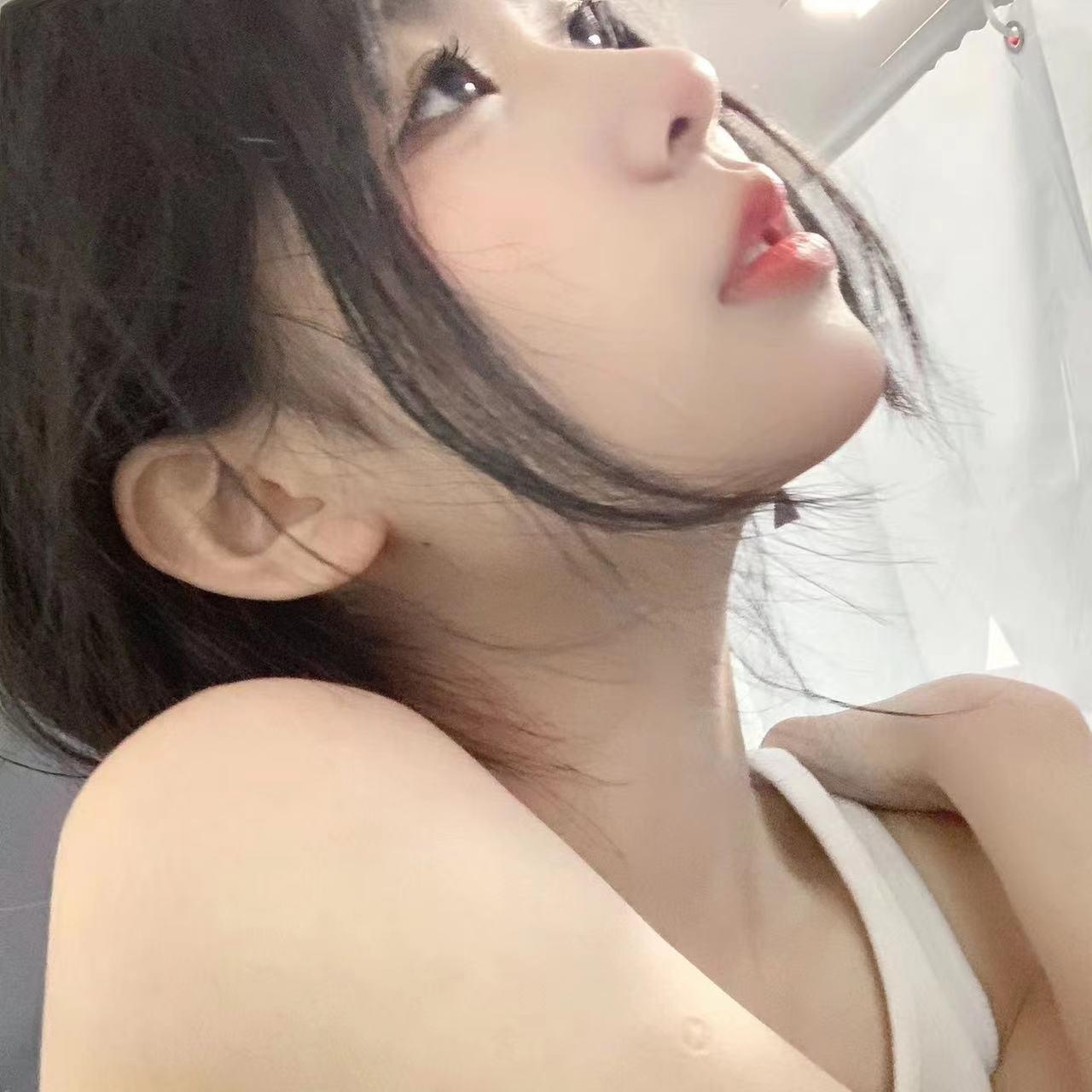无她封面
