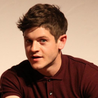 Iwan Rheon资料,Iwan Rheon最新歌曲,Iwan RheonMV视频,Iwan Rheon音乐专辑,Iwan Rheon好听的歌