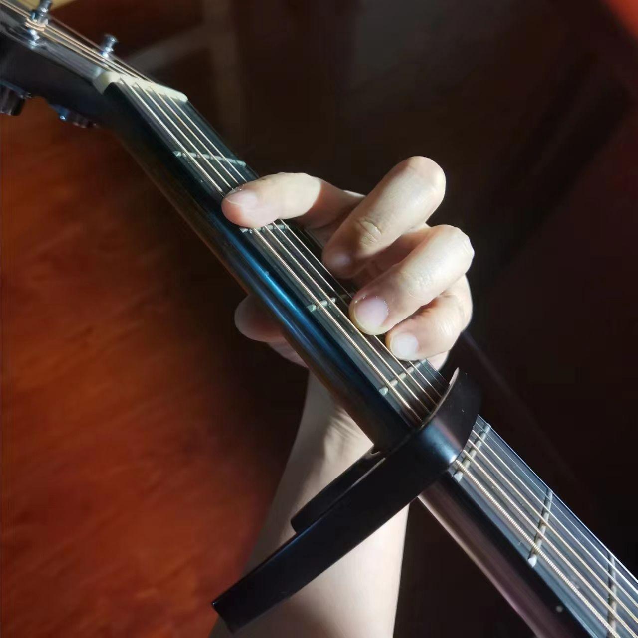 没有人难过封面