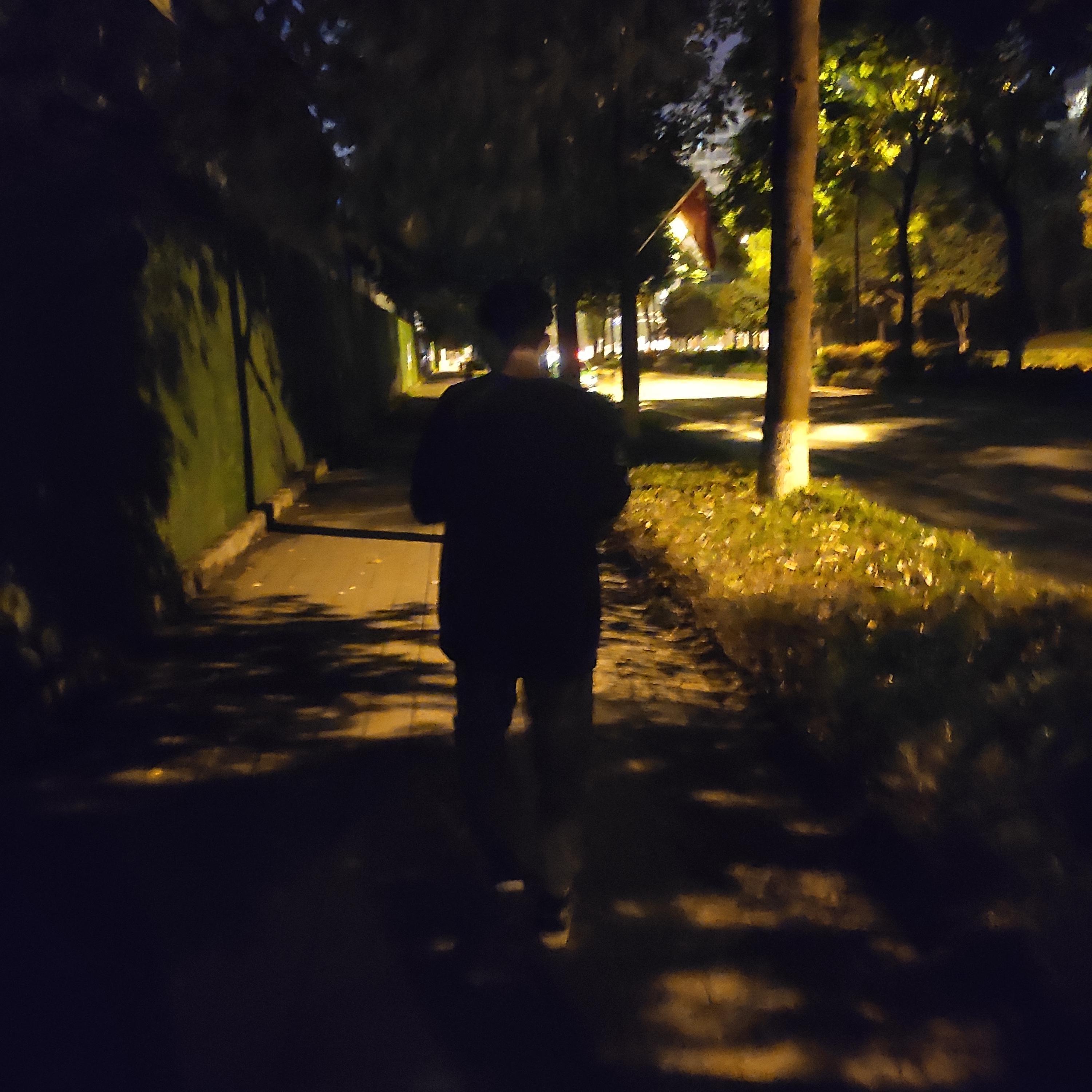 他和她（Prod MoonVibe Beatz ）封面