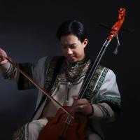 李那日苏
