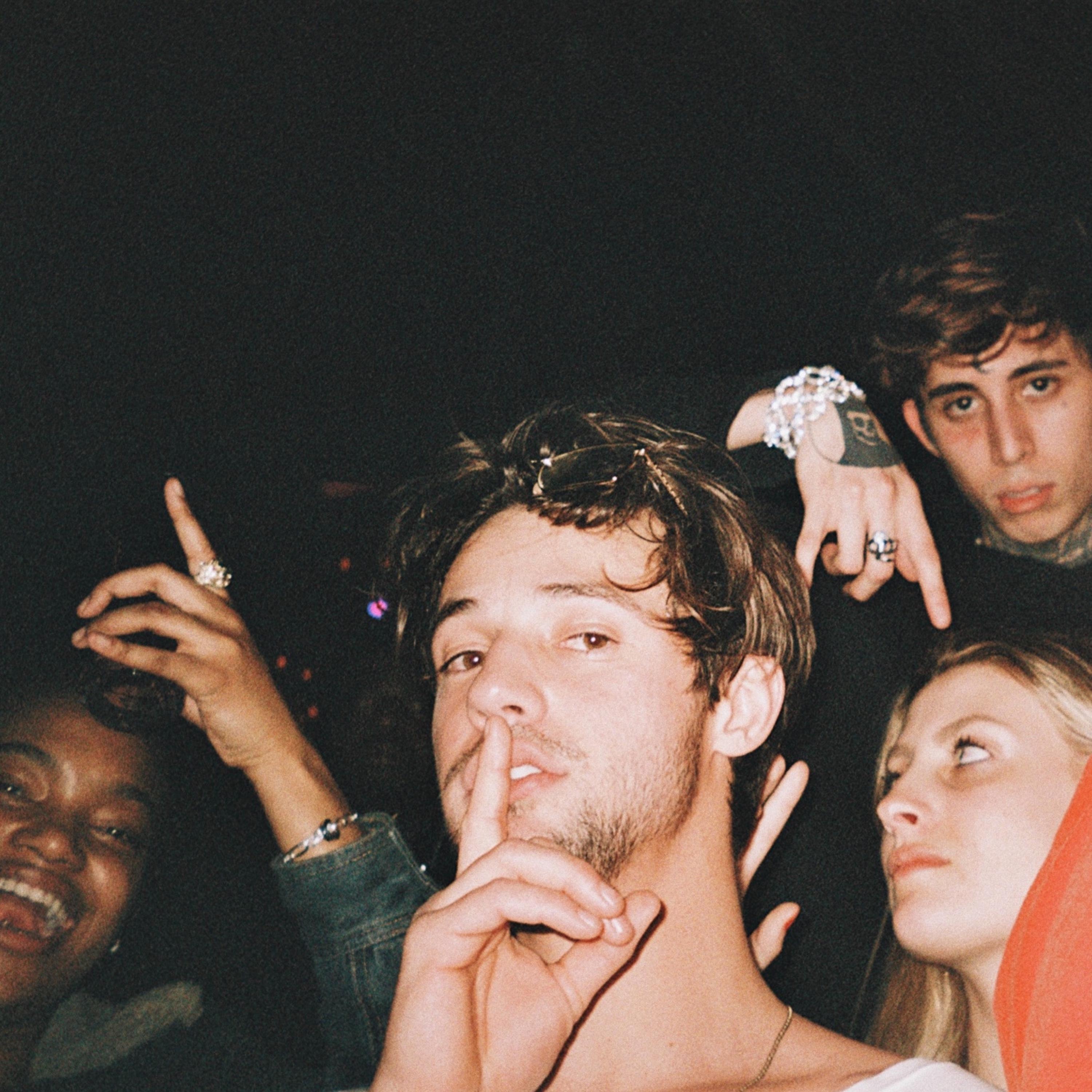 Secrets_Cameron Dallas_Secrets | 在线播放_Secrets歌词_Secrets下载 | 网易云音乐
