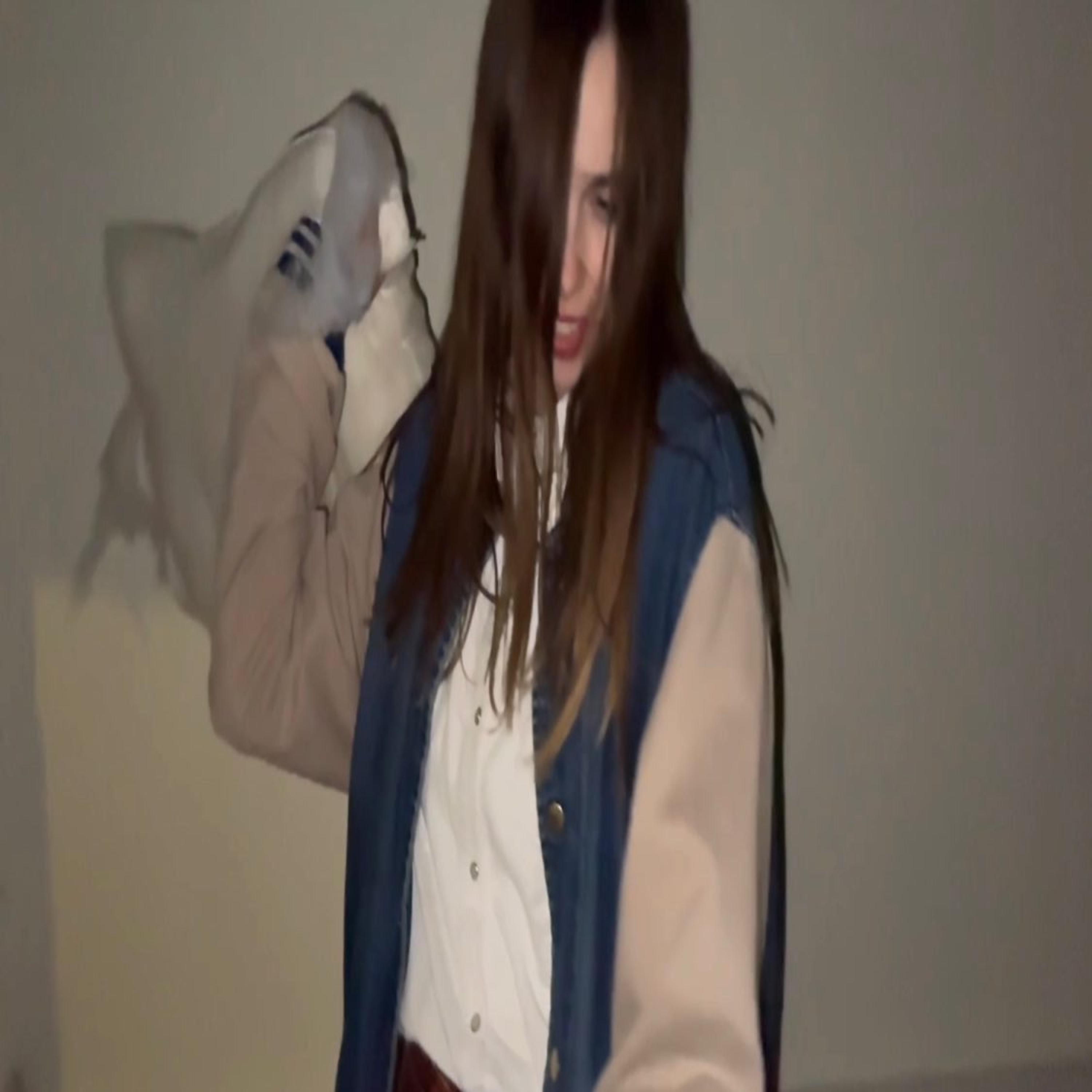 PillowFight_fakemink_PillowFight | 在线播放_PillowFight歌词_PillowFight下载 | 网易云音乐