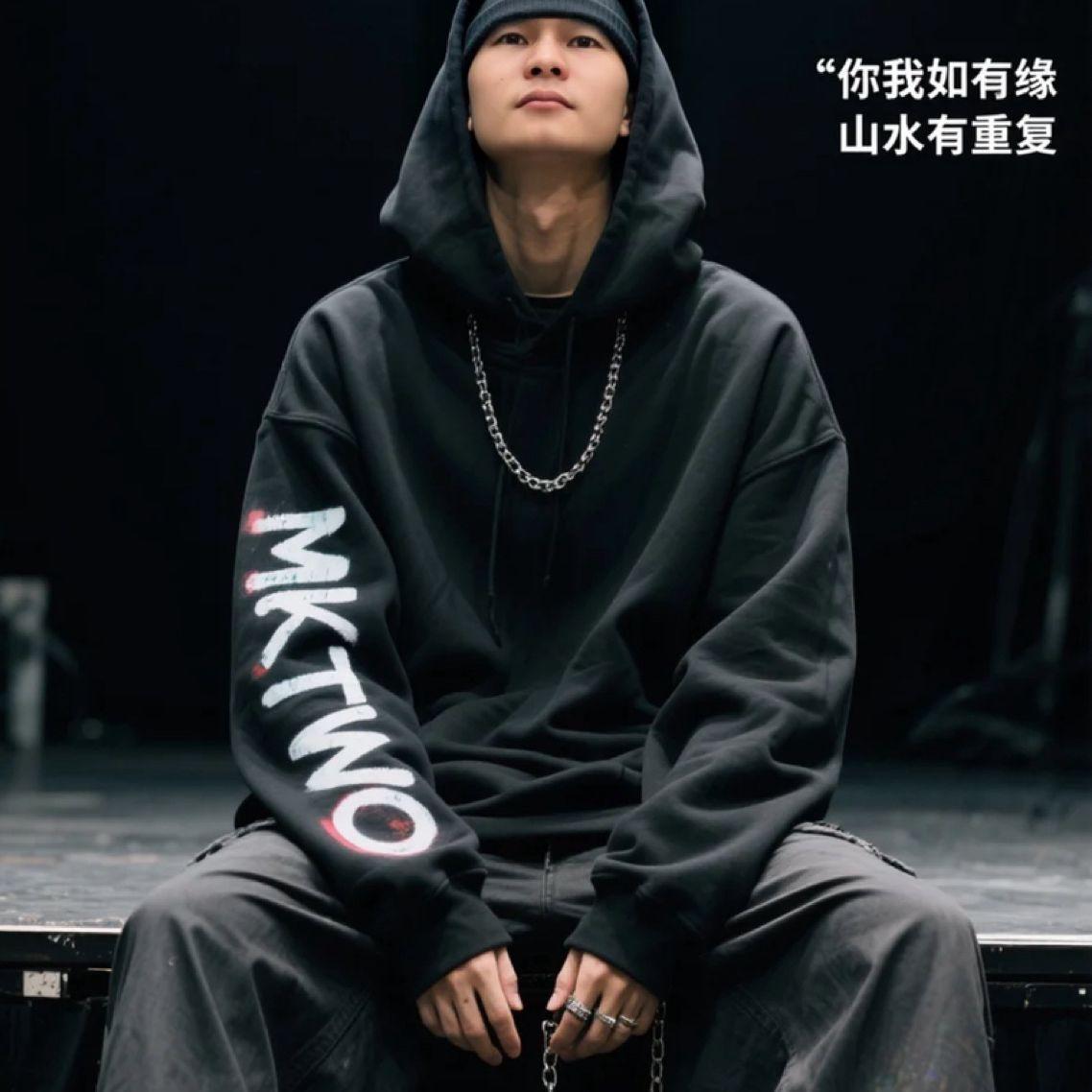 村里的光封面