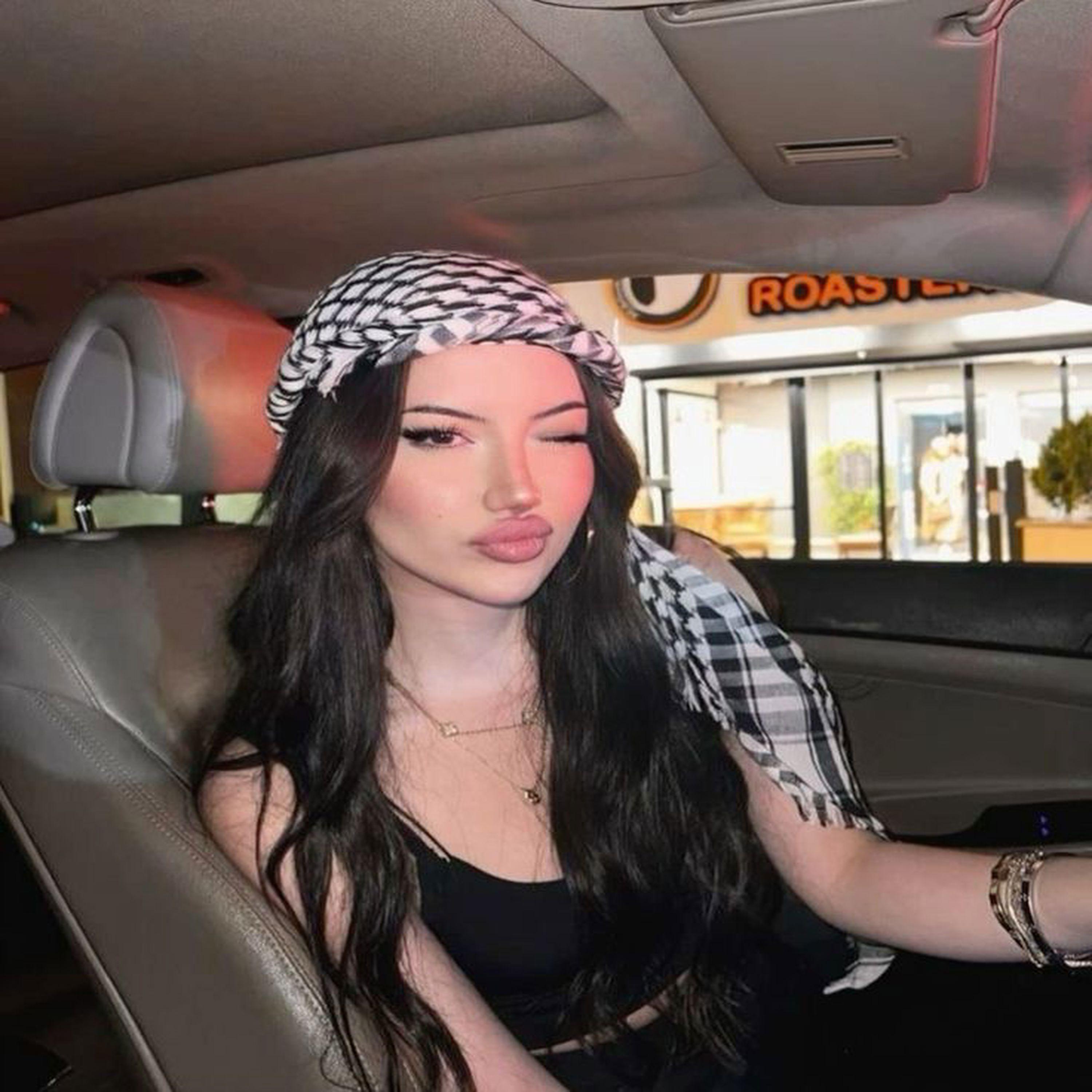 Bak Kapıda Yazıyor 10 Numara