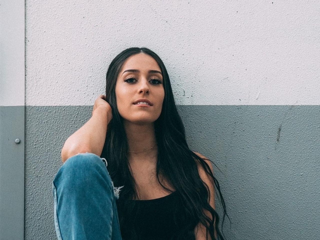 Elle Eliades