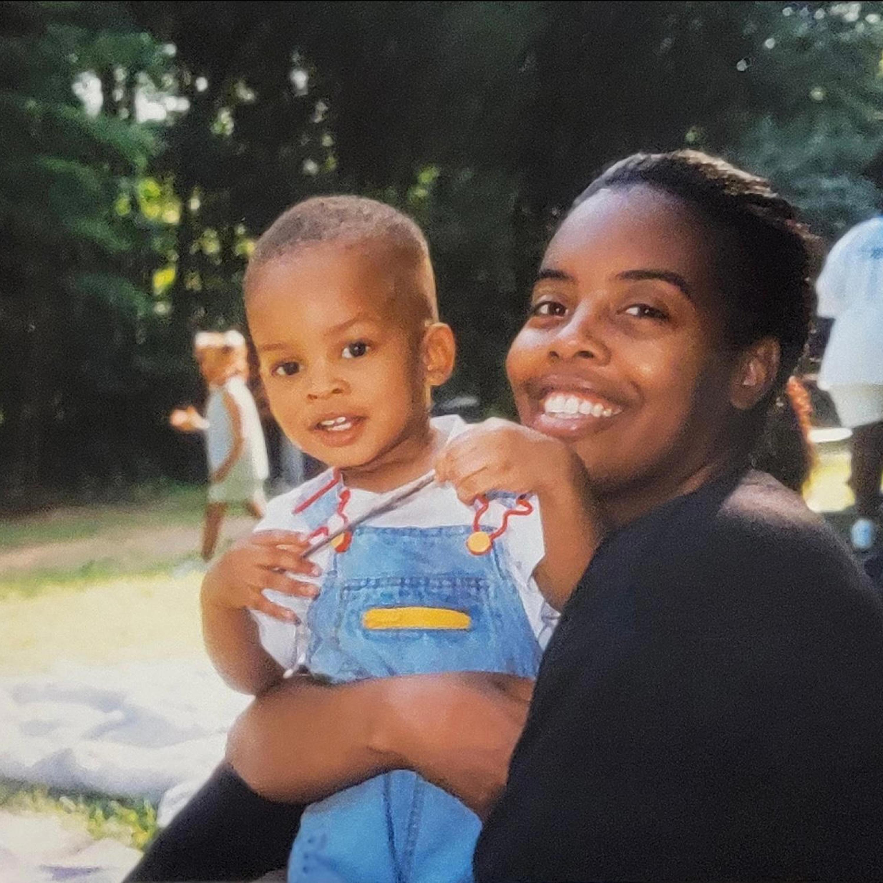 LOVE (feat. Anaya Lovenote)