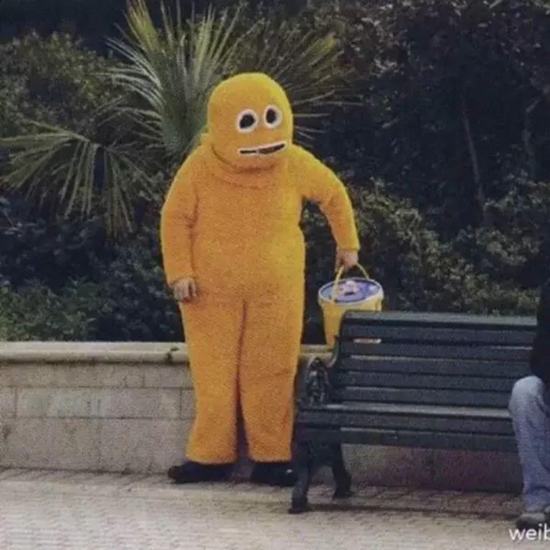 废封面