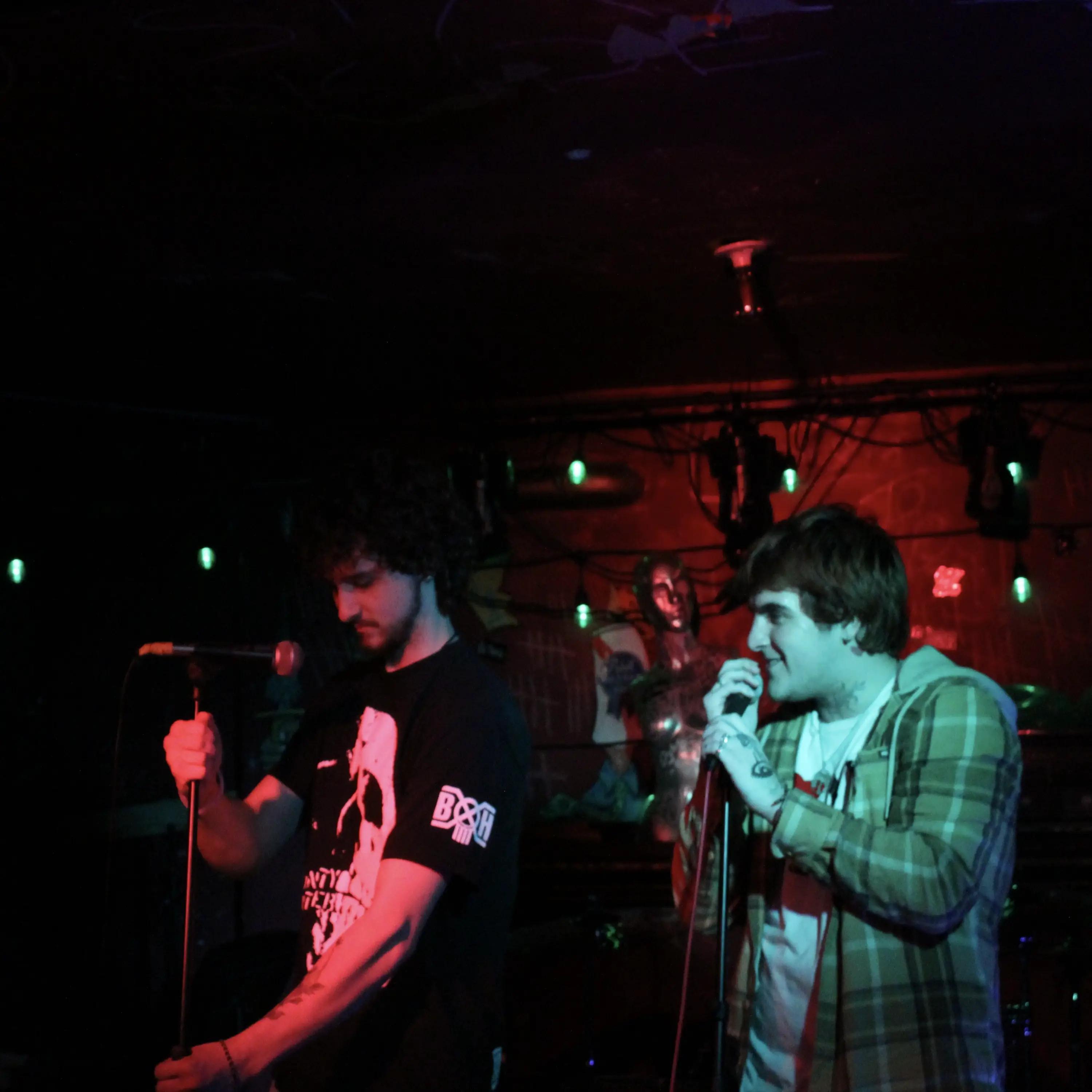 TWEAKER (feat. Staggy)