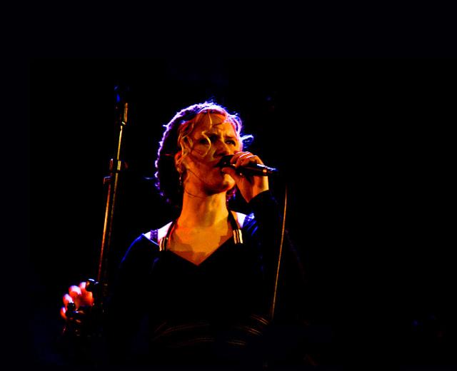 Nell