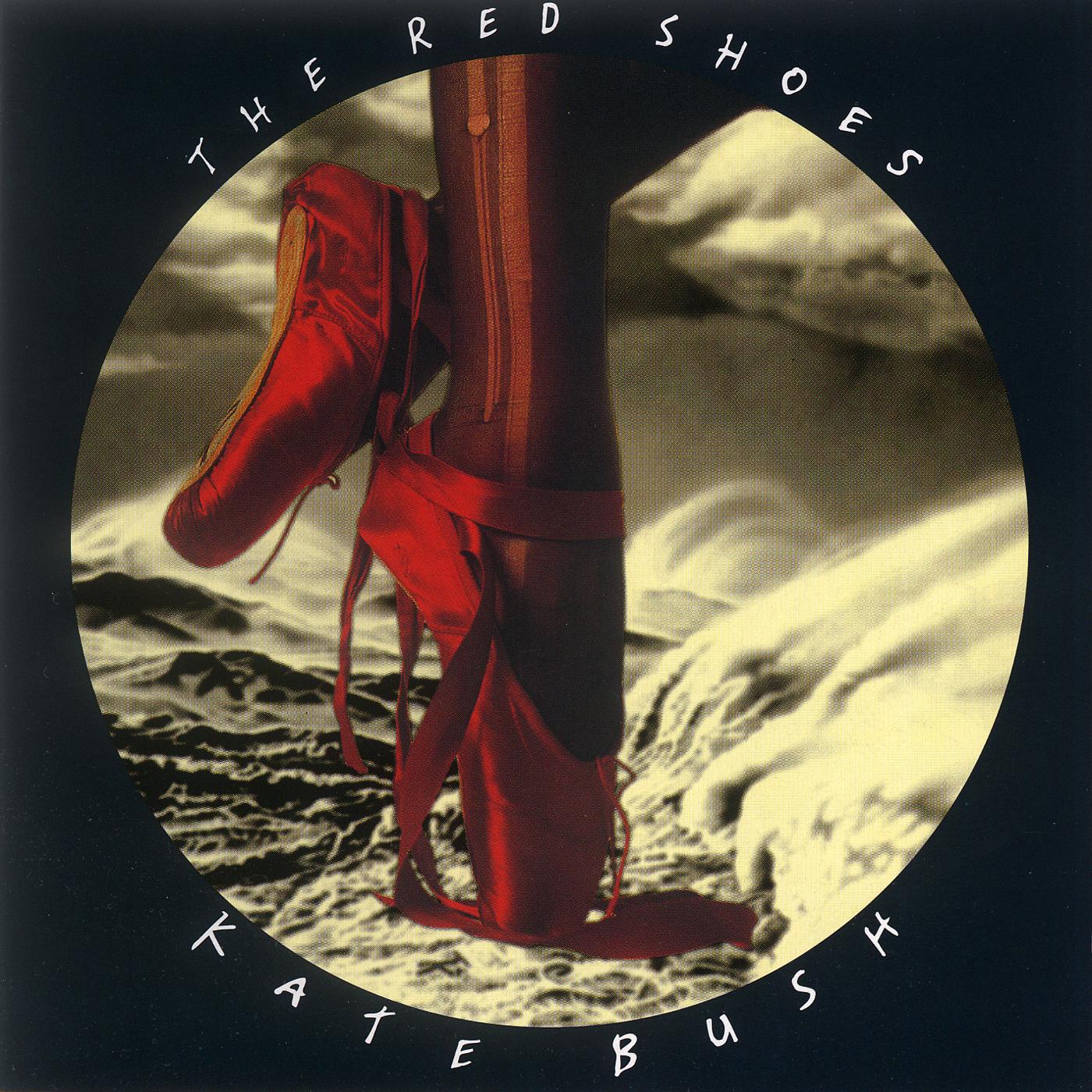 Lily (2011 Remastered Version) - Kate Bush封面