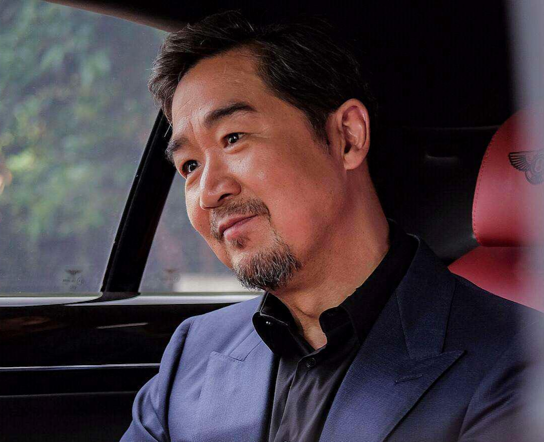 张国立