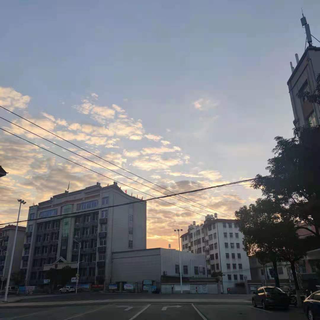 风吹过的夏天 - 小万万呐封面