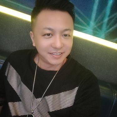 自由飞翔 (Cover 凤凰传奇)封面
