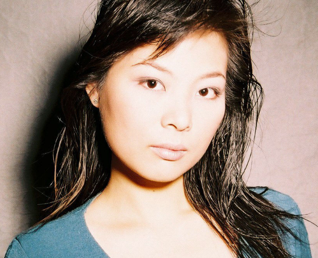 邓婉玲