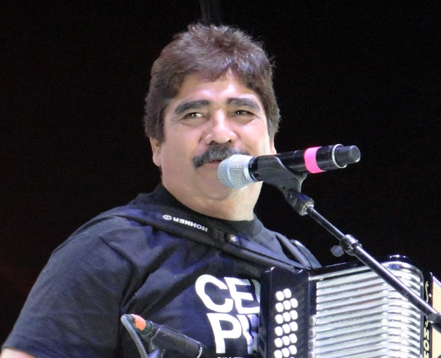 Celso Piña