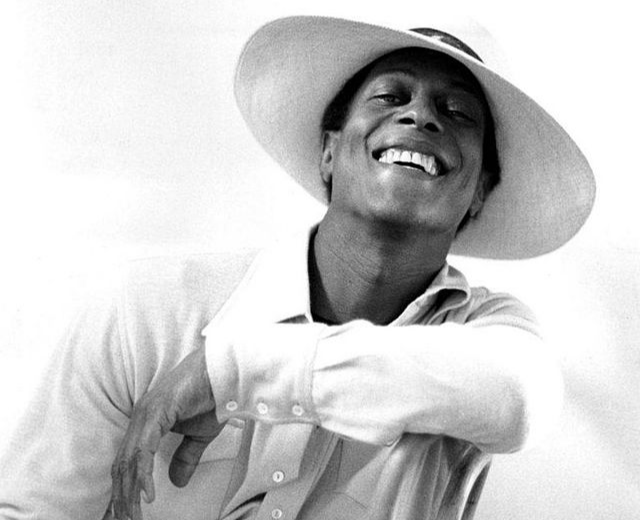 Leon Bibb
