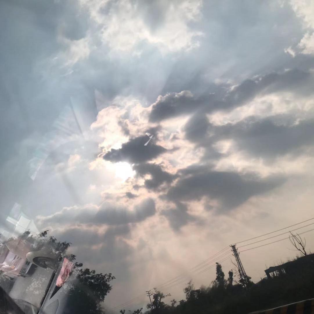 幸福不是情歌封面
