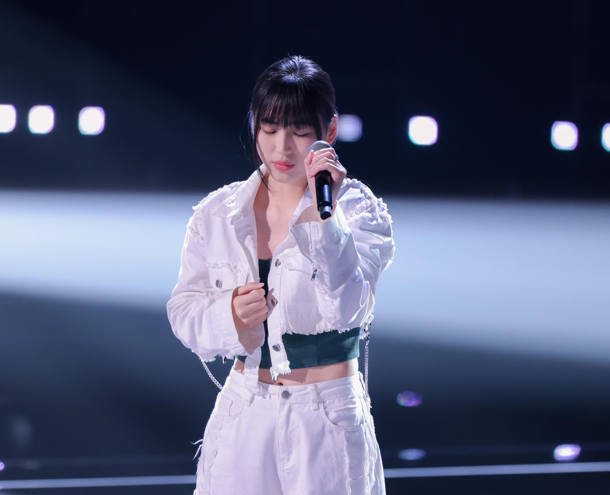杨灿