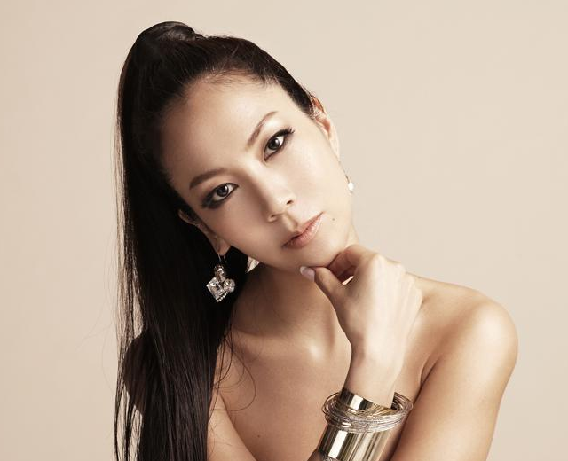 露崎春女
