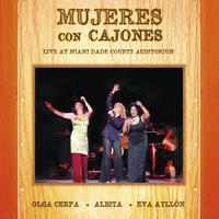 Mujeres con Cajones