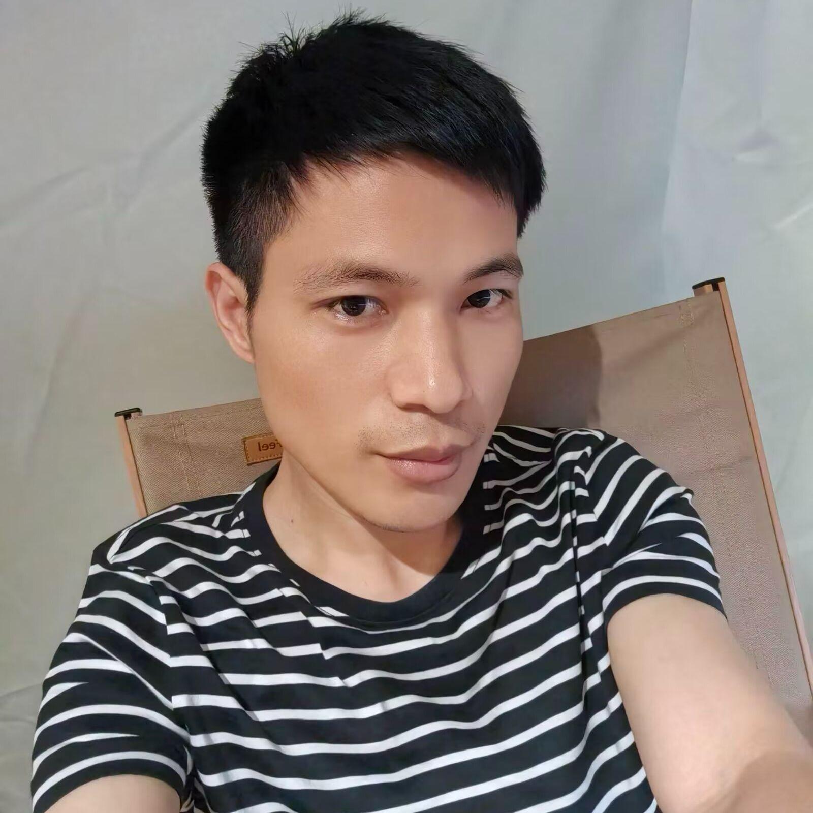 谁不想活的漂亮（DJ Candy版） 伴奏封面