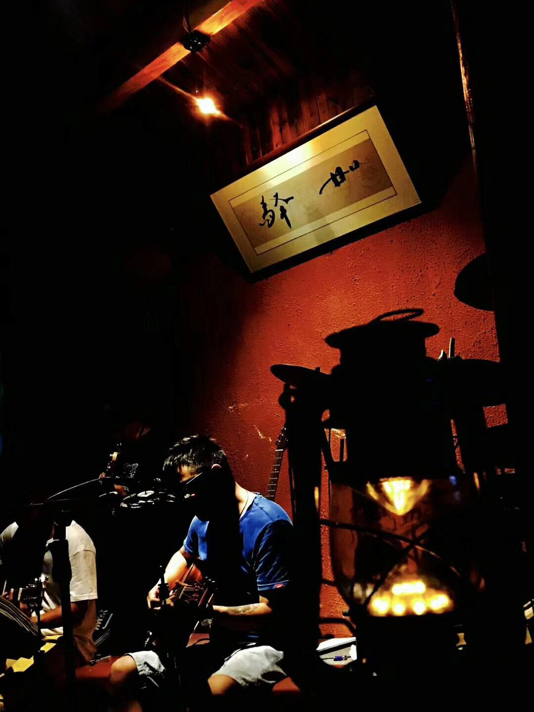 毛阿敏 - 历史的天空 (精编版吉他弹唱谱)，电视剧《三国演义》片尾曲 - 哔哩哔哩