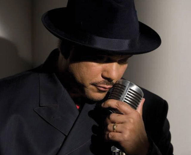 Howard Hewett