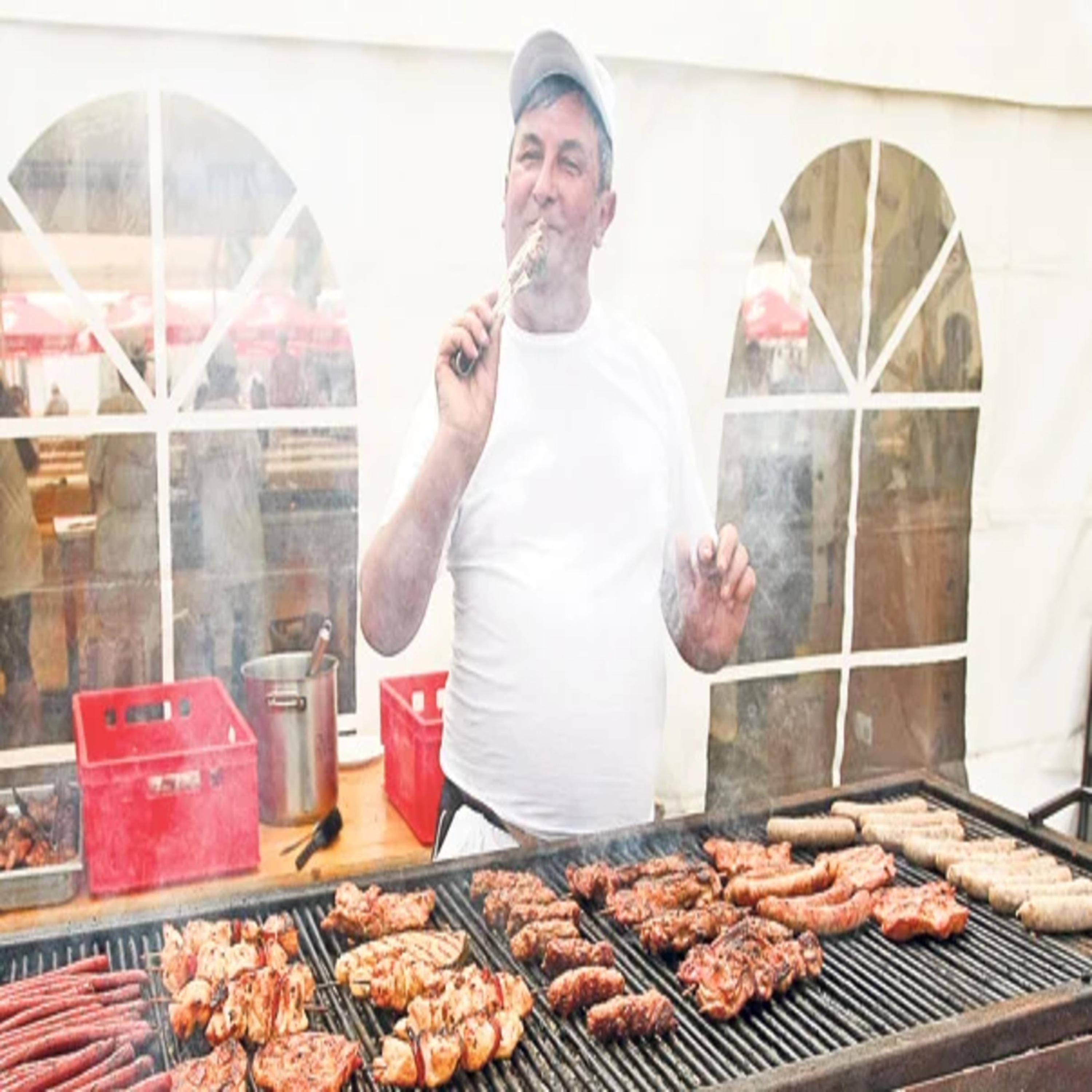 Muzica de gratar mici bere instrumentala romaneasca