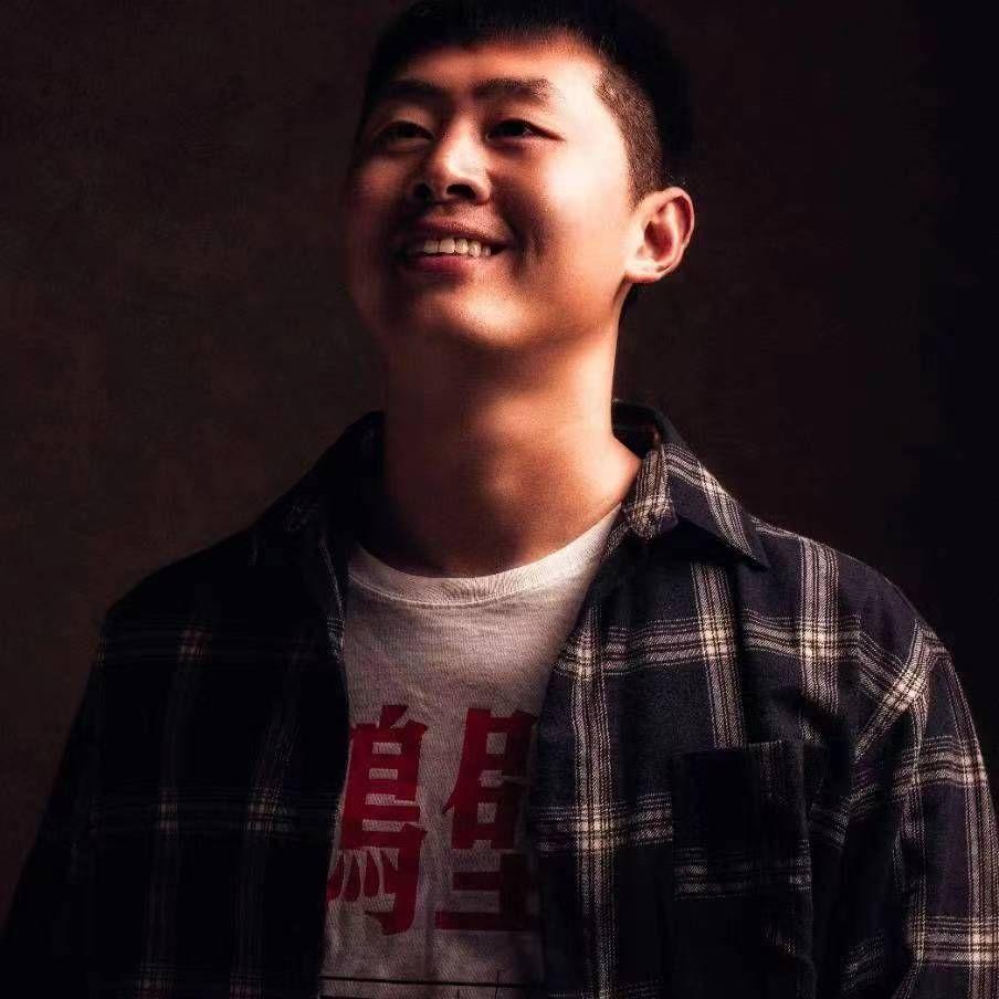 看月亮爬上来封面