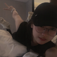 李怡然同学