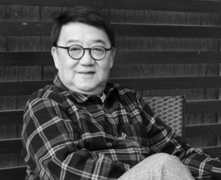 黎小田