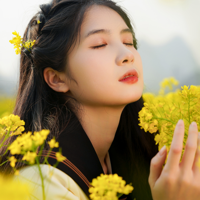 一个人也走了很远的路封面