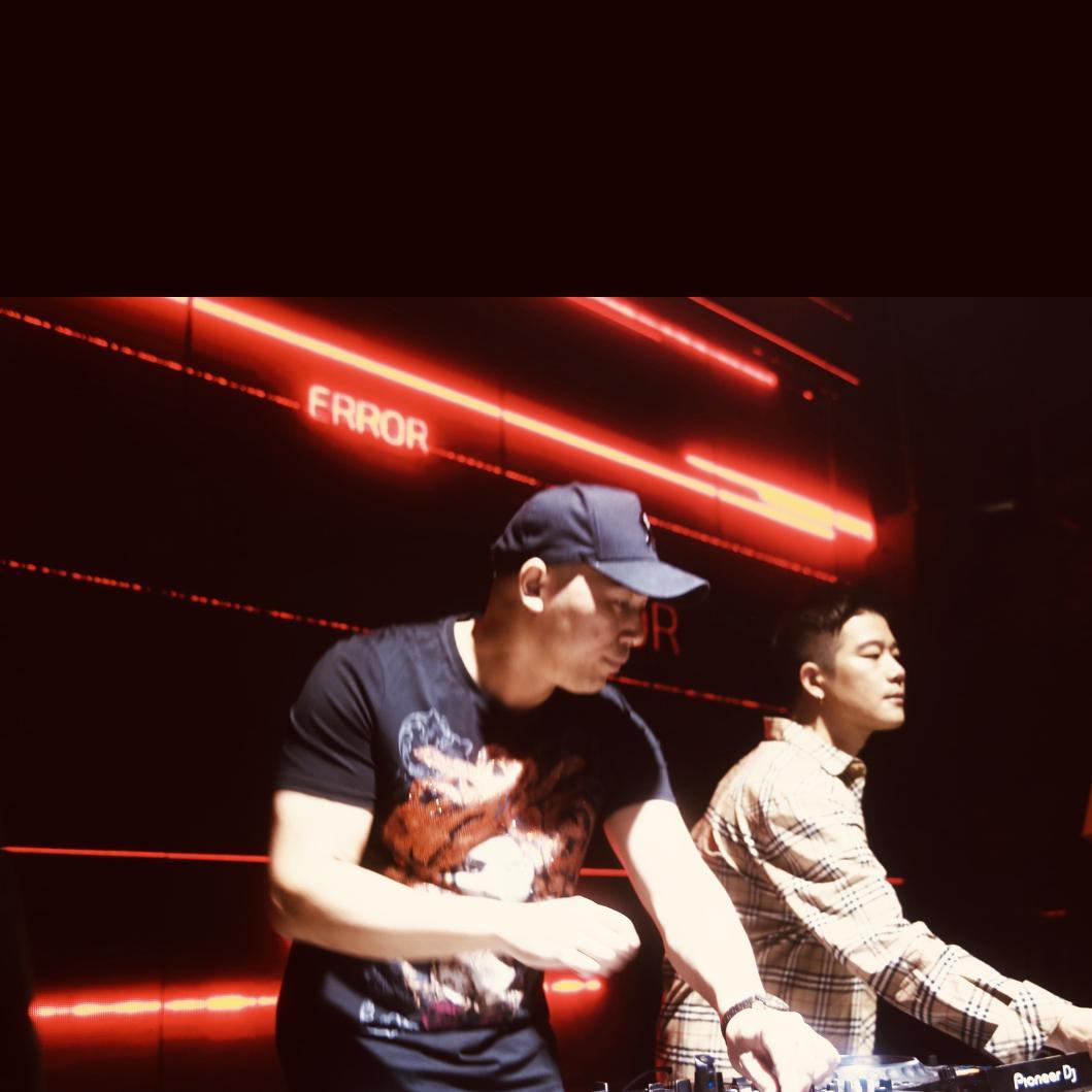 Luke Thompson-Walking in the Sun( JERRY.W MIX )（HKJERRY remix）