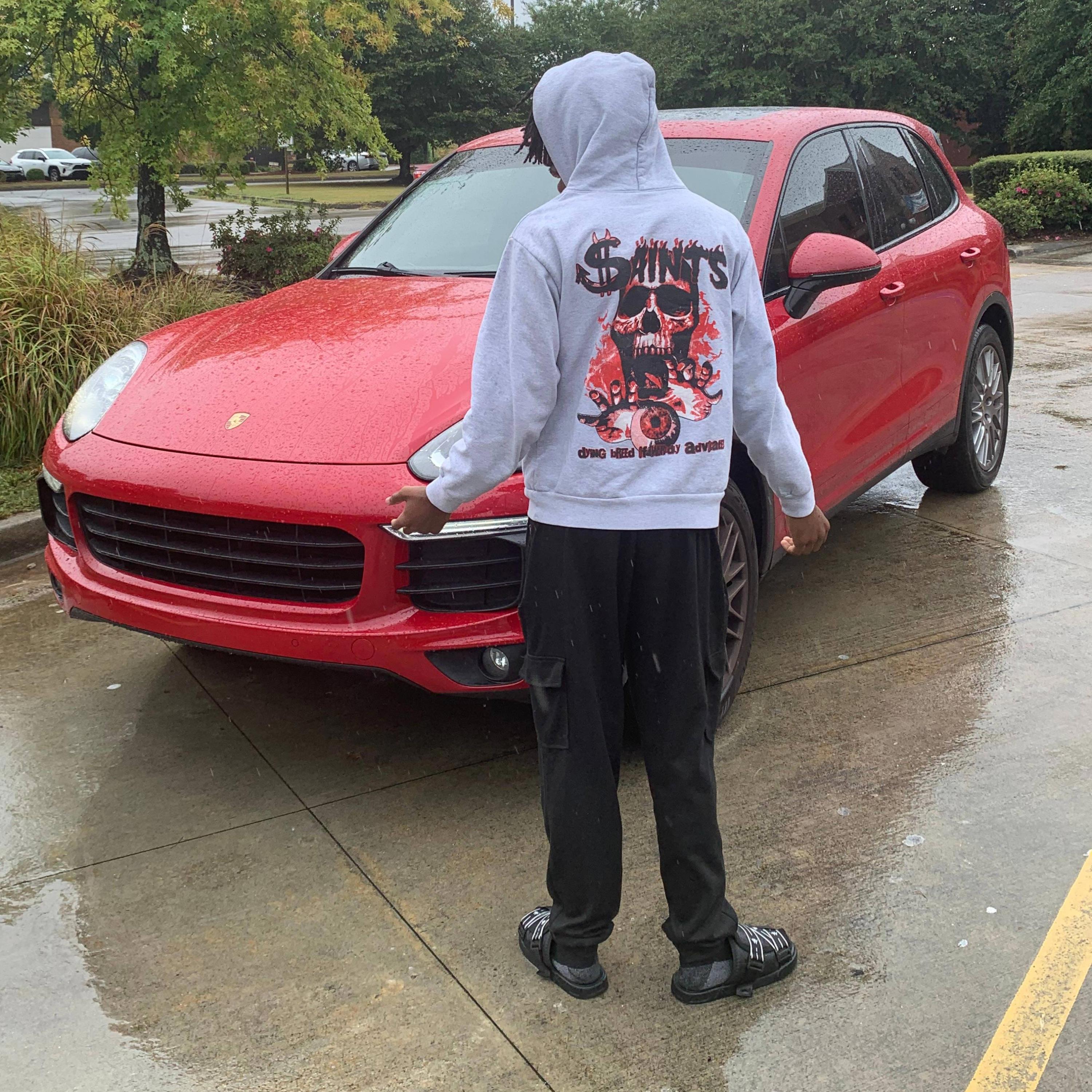 Movin different (feat. 7evenz & Muddboyy)