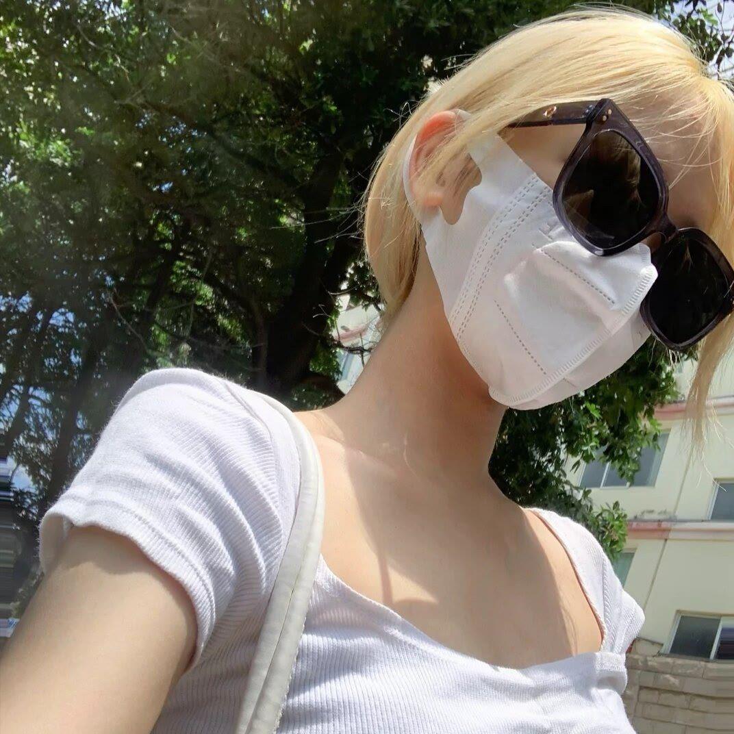 赤玲封面