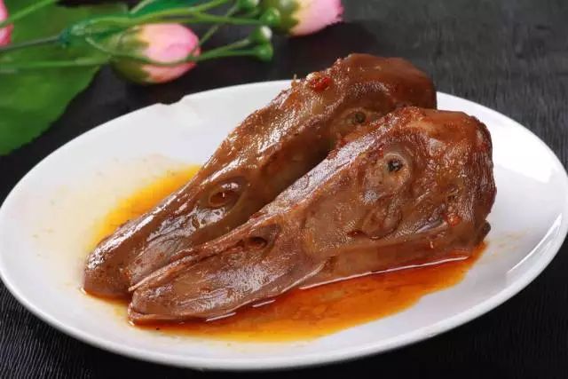 草粉狂魔H君的人设崩塌之路