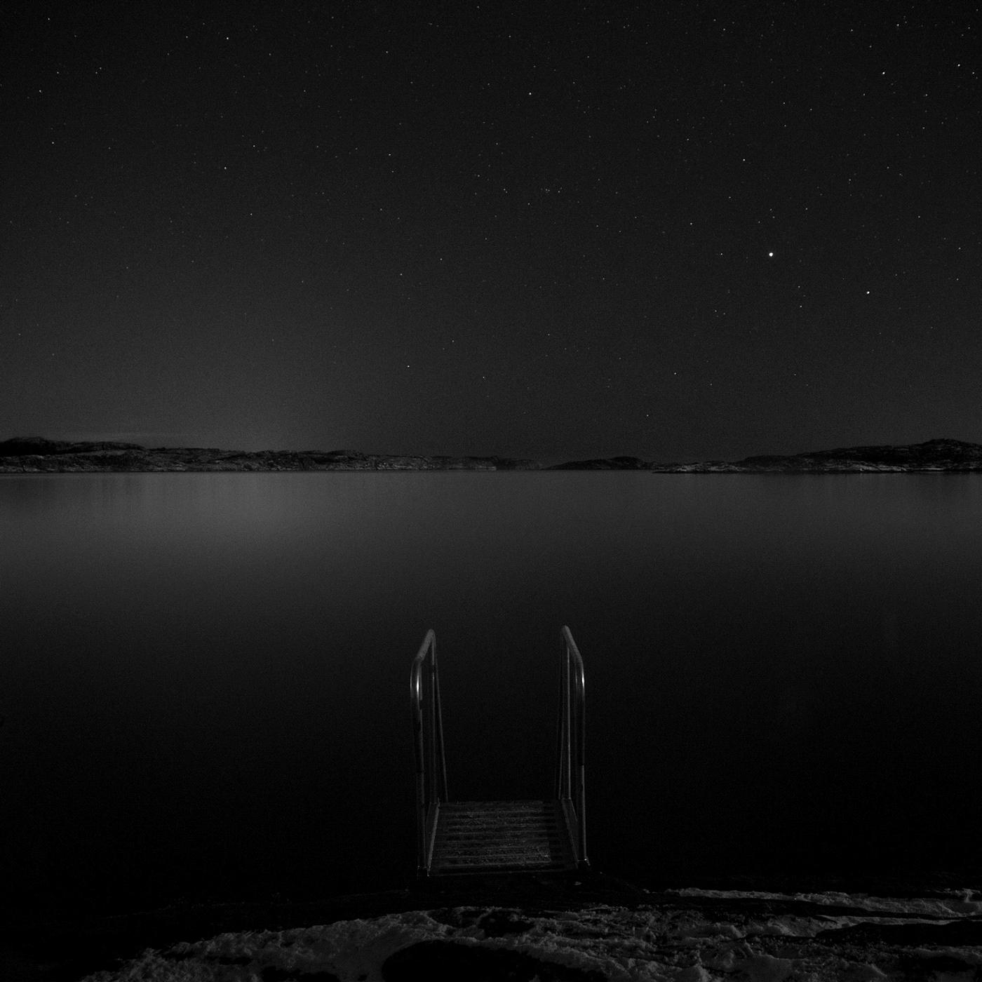 Red Rugs Of Infinite Grass (Titans Of Dahlia Hold You To The Sky - For Ian)