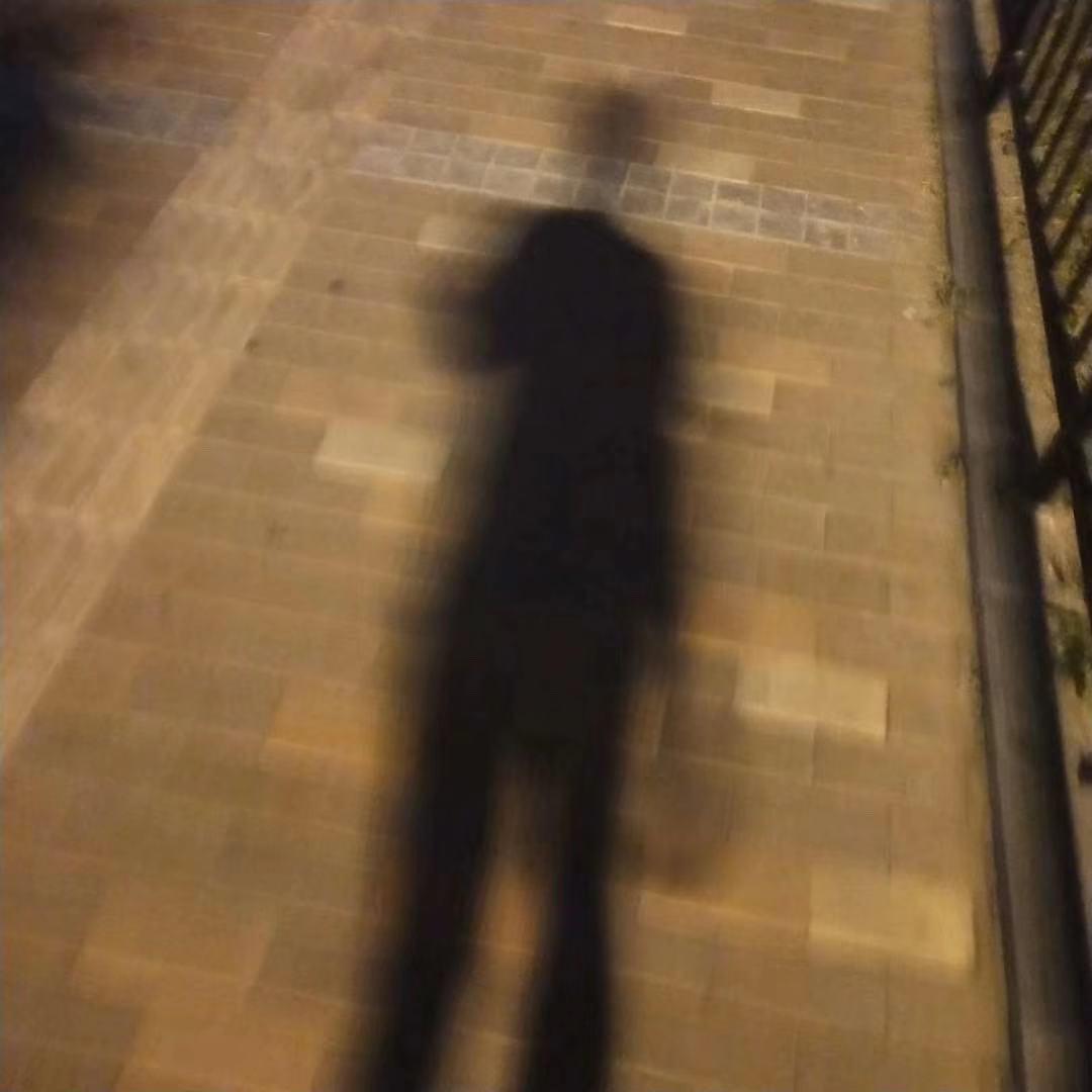夜听封面