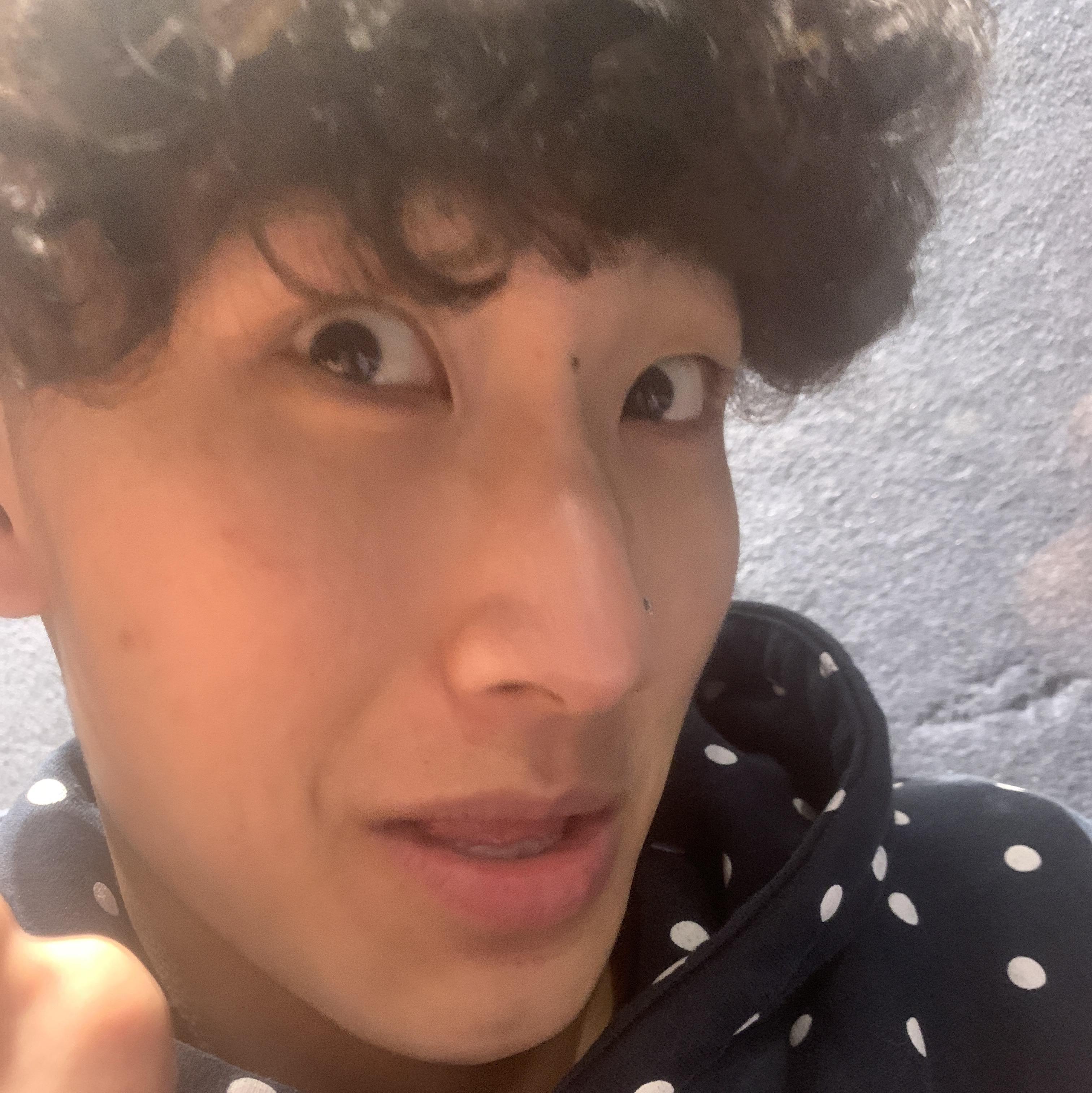 人红是非多封面
