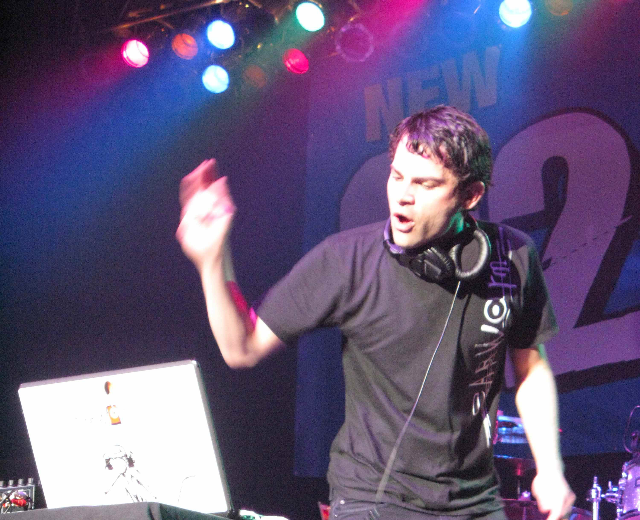 DJ Earworm