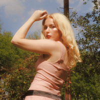 Holly Macve