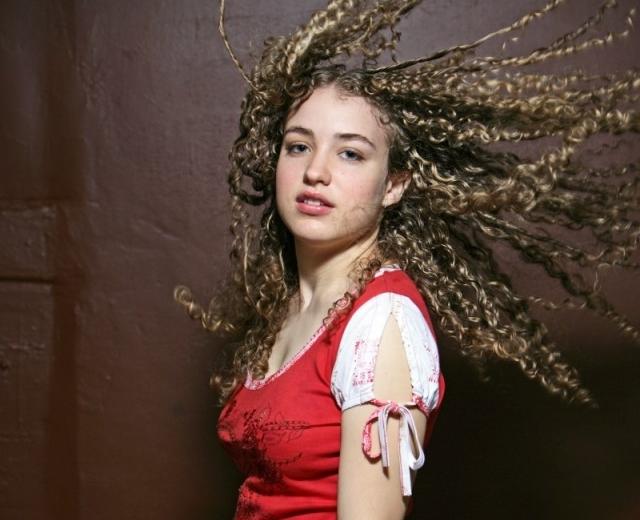 Tal Wilkenfeld