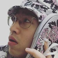 LEON LEE