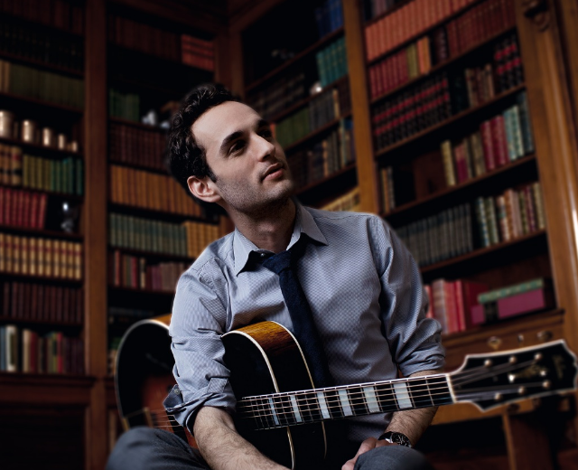 Julian Lage