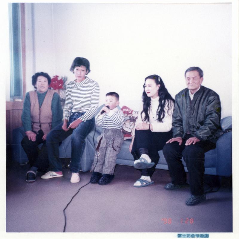 月亮上有人向我射箭_姜思达_家庭故事 | 在线播放_月亮上有人向我射箭歌词_月亮上有人向我射箭下载 | 网易云音乐
