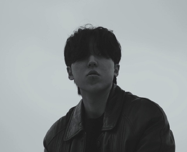 윤누구
