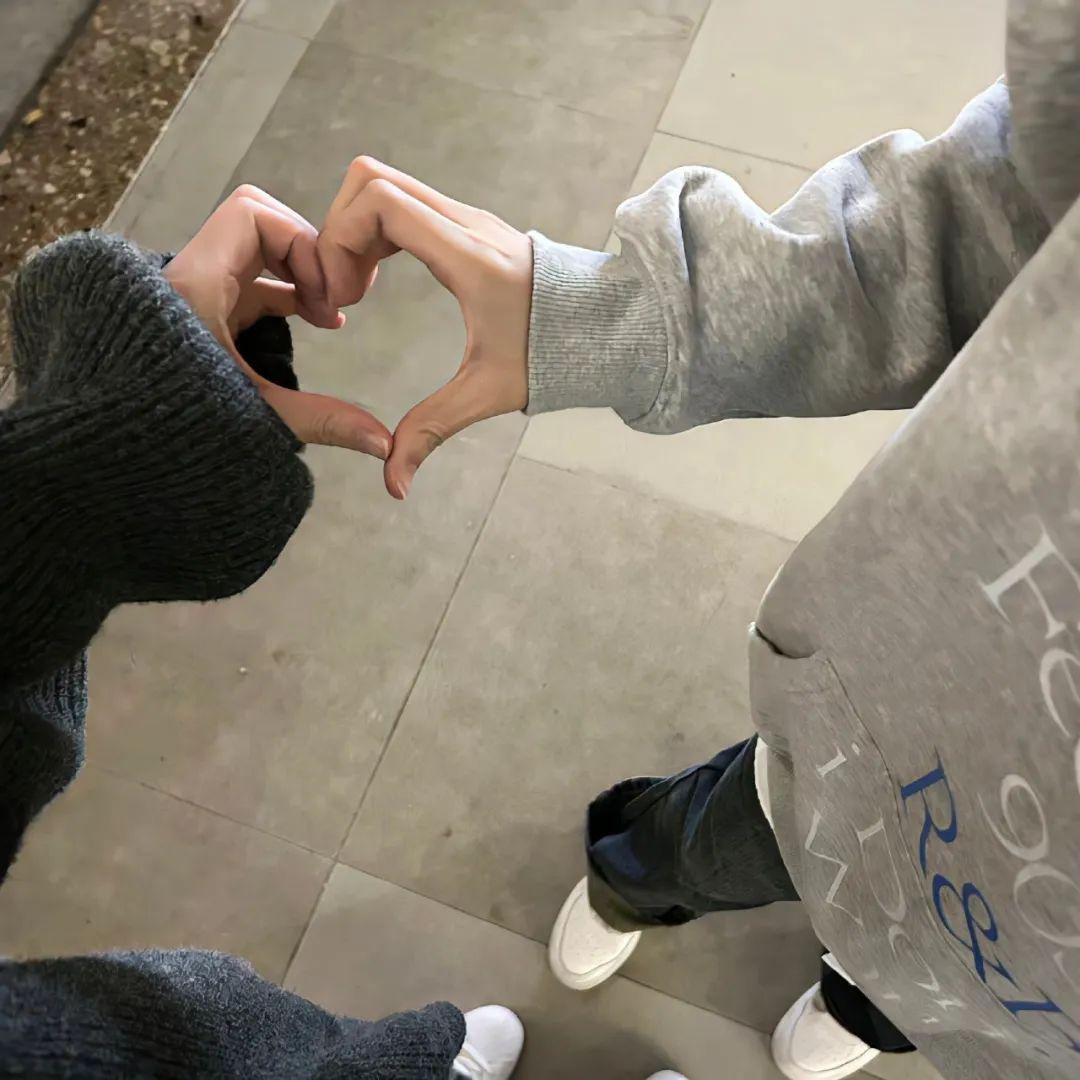 阳光下的星星 （只想抱着你的背脊不想放）热搜版