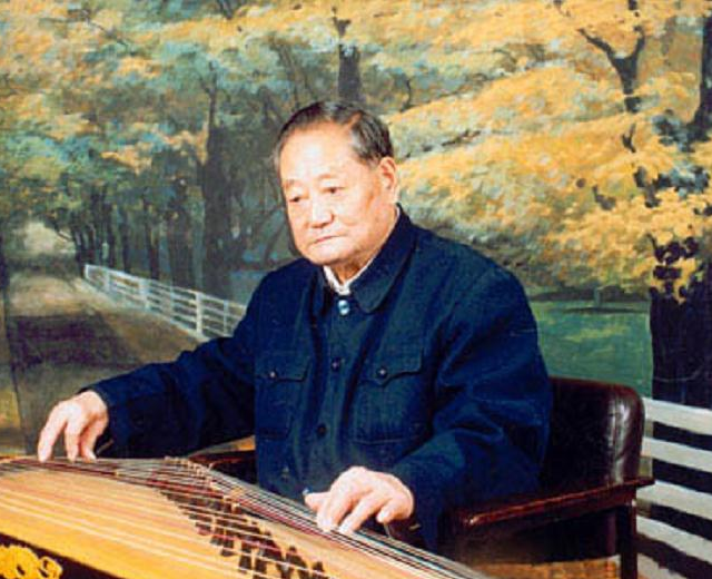 高自成