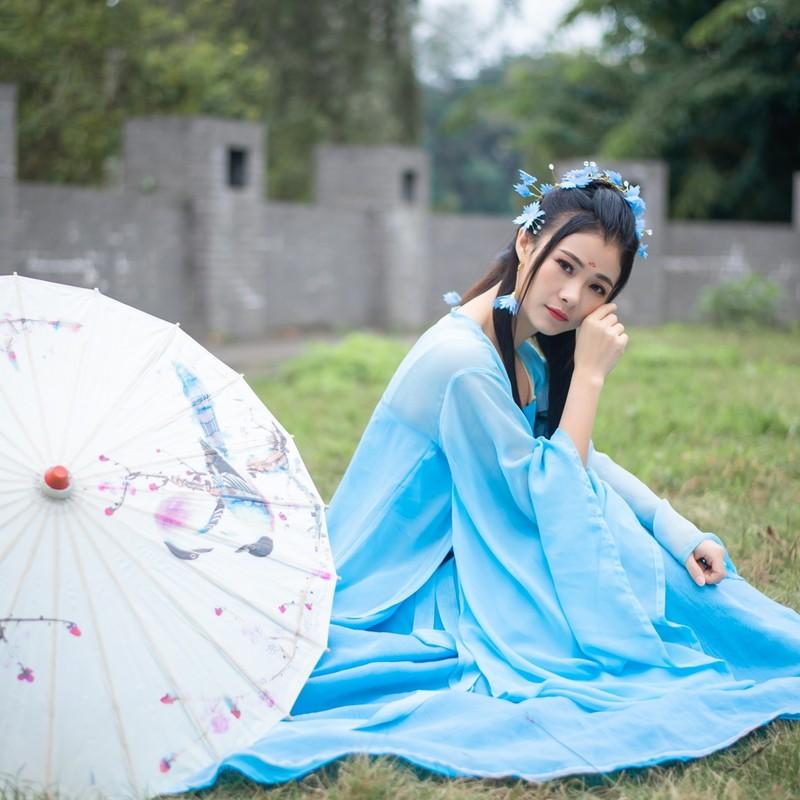 一生只愿爱一次封面